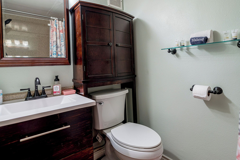 Bathroom, The Victorian by 3rd Coast Getaways, Galveston