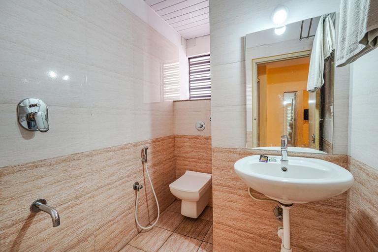 Bathroom 5, FabHotel BNS Comforts - Bannerghatta, Bangalore