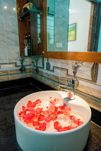 Bathroom 4, Mai Mountain Homestay, Hoa Lư