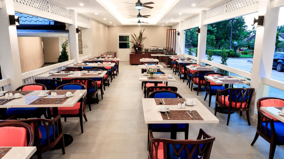 Food & Drinks 5, Tuana Hotels Brook Pool Access, Phuket Island