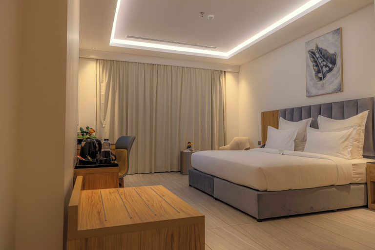 Bedroom 4, SAS Hotel