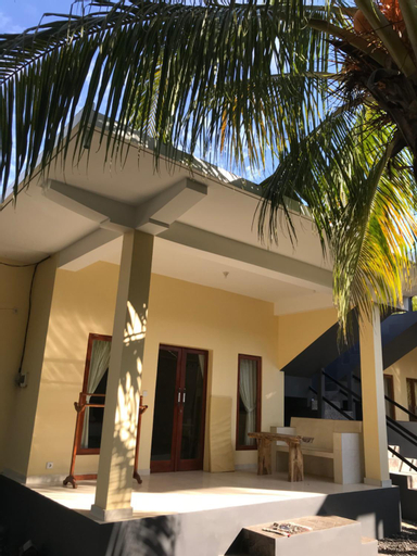 Exterior 9