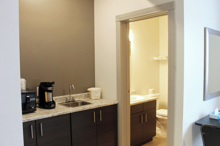 Others 5, Roadhouse 52 Inn & Suites, Division No. 2