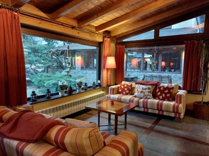 Public Area, Hotel Saurat, Lleida