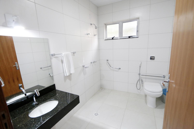 Bathroom 4, ホテル タウアリ, Marabá