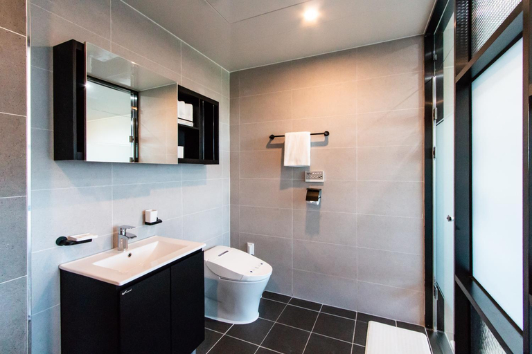 Bathroom 4, CM Park Hotel, Yecheon