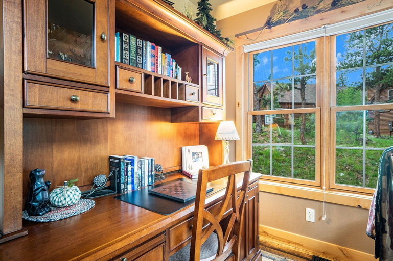 Dining 2, Solitude Marmot #5 - Estes Park 2 Bedroom Condo by RedAwning, Larimer