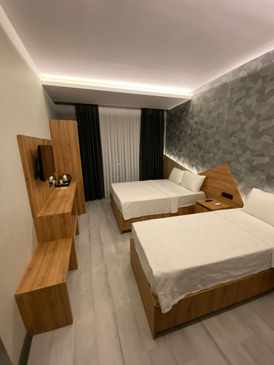 Bedroom 4, OTEL ORTADOĞU, Merkez