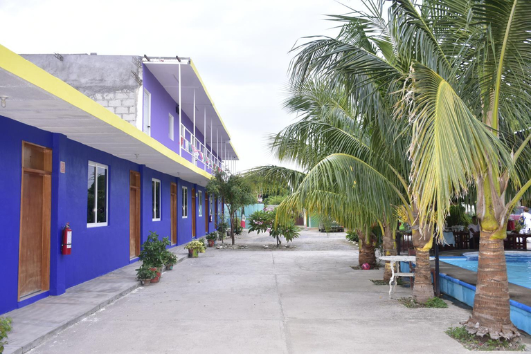 Others 3, Hotel Bacaanda, Dist. Juchitan