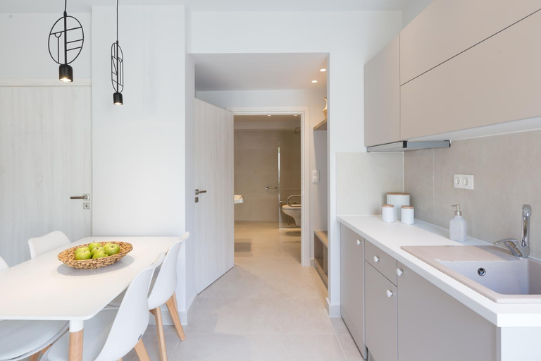 Others 5, Calmare Suites, Crete