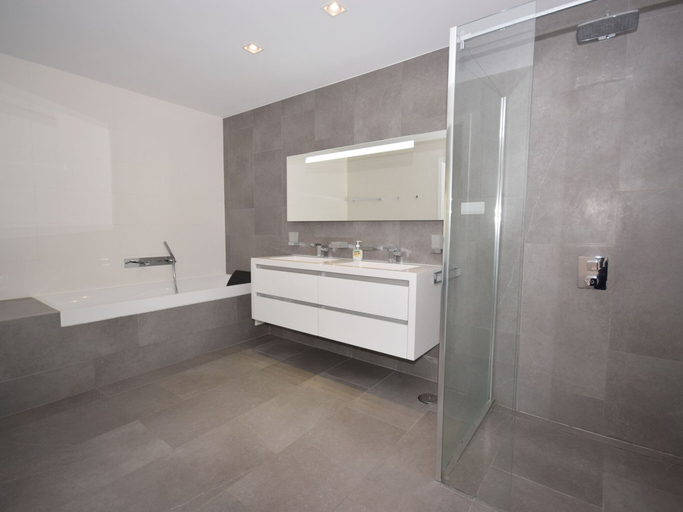 Bathroom 3, Modern Villa With Swimming Pool, Lagoa