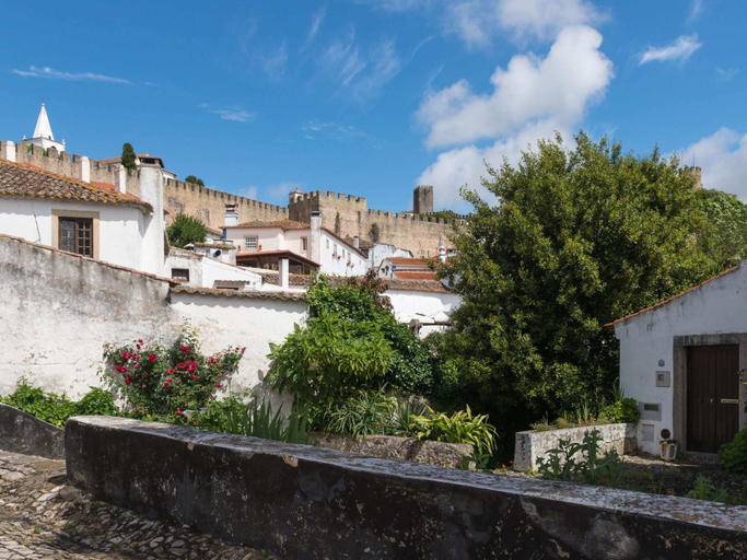 Exterior & Views 2, Sunny Villa Near Obidos w/ Beaches, Caldas da Rainha