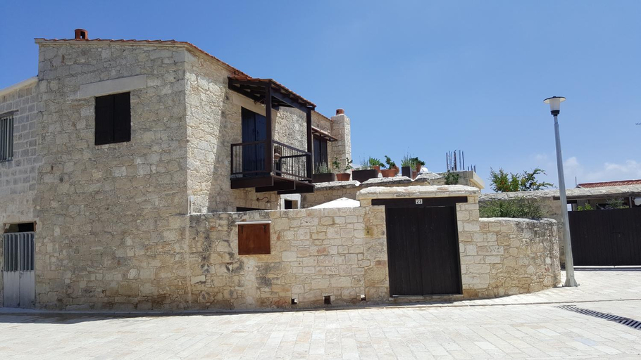 Others 4, Michalis Anoyia Traditional Stonehouse