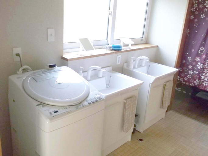 Bathroom 2, Pension Yu Hokkaido, Ebetsu