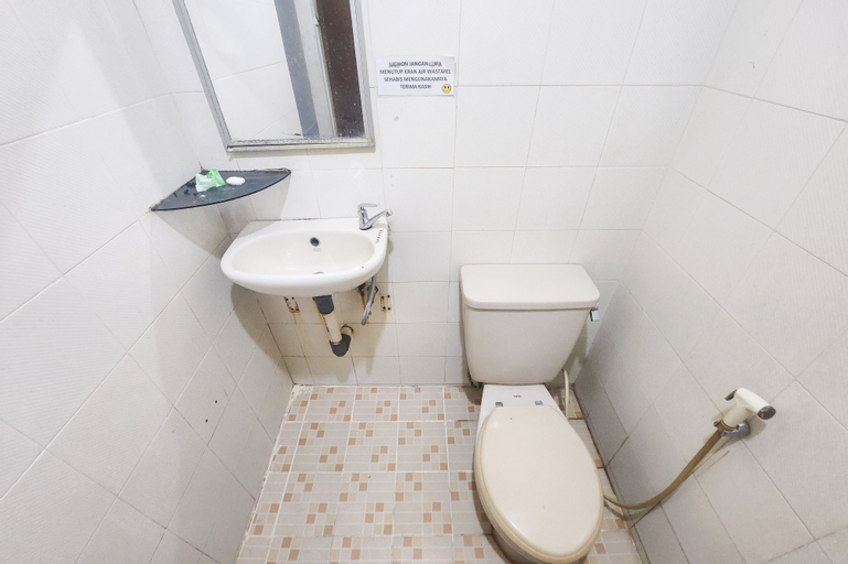 Bathroom 4