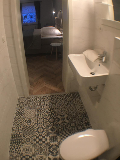Bathroom 15