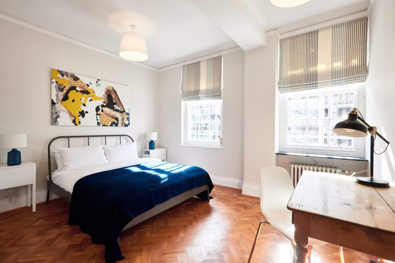 Bedroom 3, Sunny and Bright Flat, 2 Minutes From Hyde Park, London