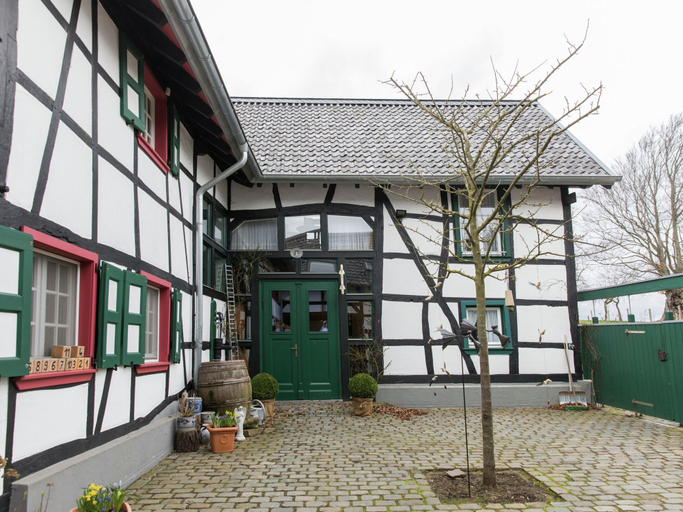 Exterior & Views 2, Cozy Apartment near Monschau & Eifel National Park, Euskirchen