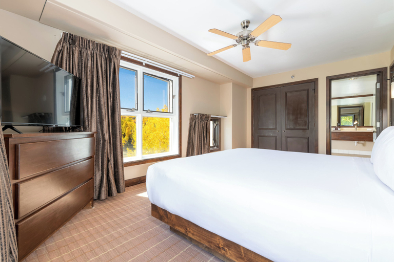 Bedroom 3, The Peaks Resort and Spa, San Miguel