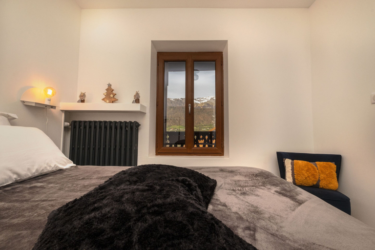 Bedroom 4, Chalet les Myrtilles, Savoie