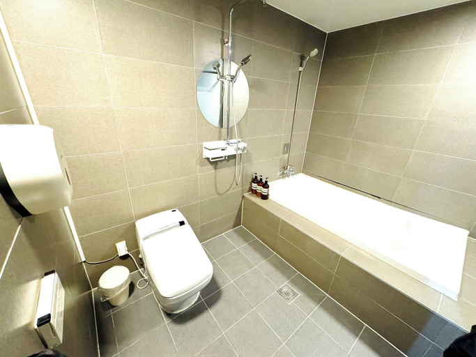 Bathroom 3, IN HOTEL, Saha