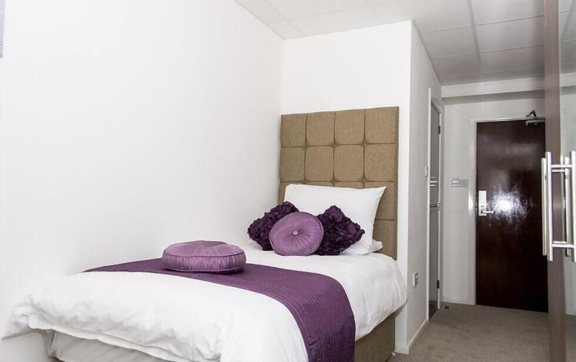 Bedroom 2, Parkview Residence, Manchester