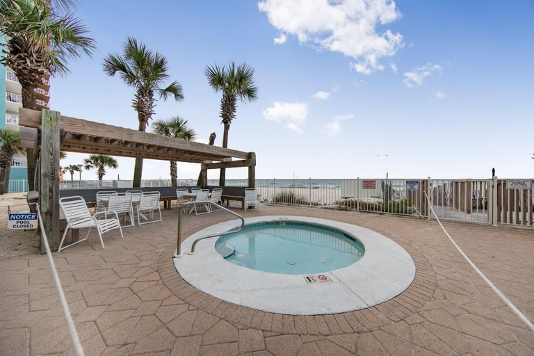 Sport & Beauty 4, Ocean House 2604, Baldwin