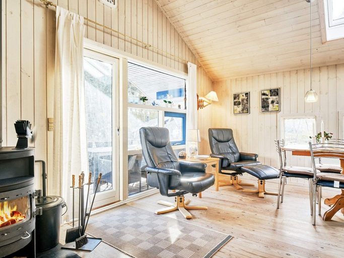 Others 4, 5 Star Holiday Home in Nexo, Bornholm