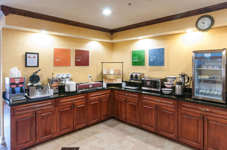 Food & Drinks 5, Comfort Inn North Conroe, Montgomery