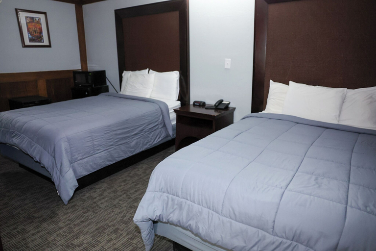 Bedroom 4, Rittiman Inn And Suites, Bexar
