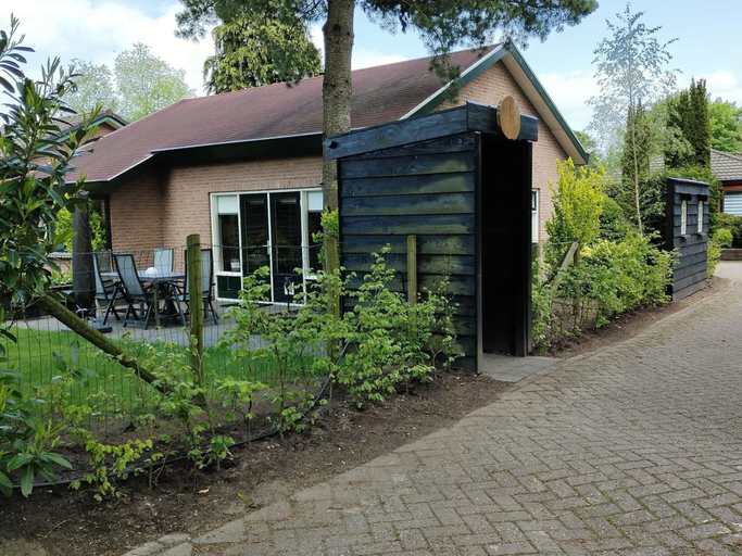 Garden 2, Holiday Home in Garderen With Garden, Barneveld