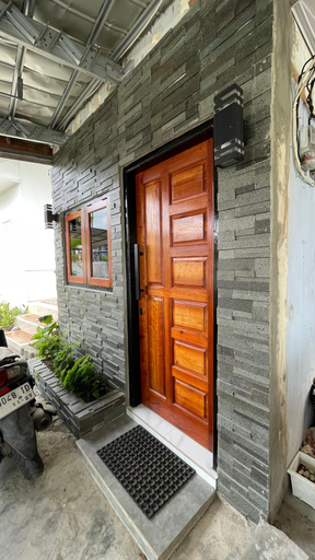 Exterior & Views 2, Uby House City Center - RGH 1, Padang