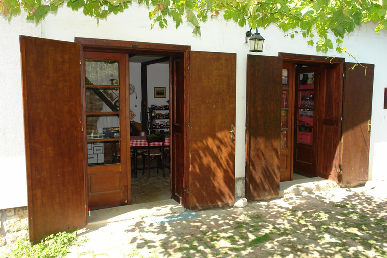 Others 4, Sobe Gajic Sremski Karlovci, Sremski Karlovci