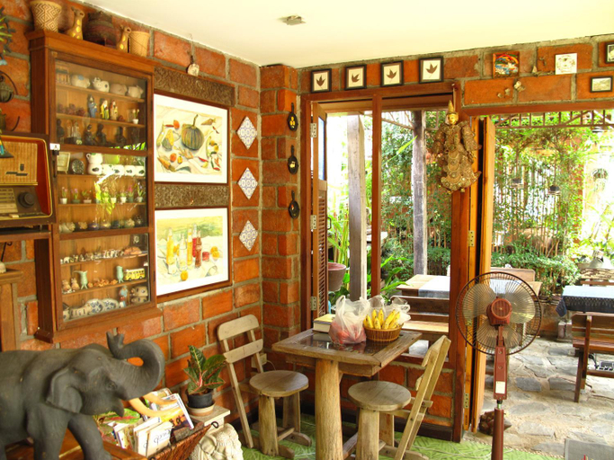 Food & Drinks 3, P.Y. Guest House, Muang Kanchanaburi