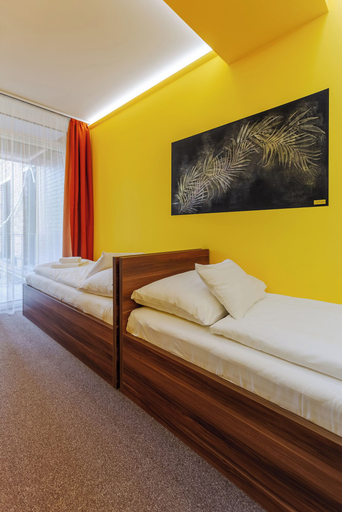 Bedroom 3, Hostel Mayer Superior Veszprém, Veszprém