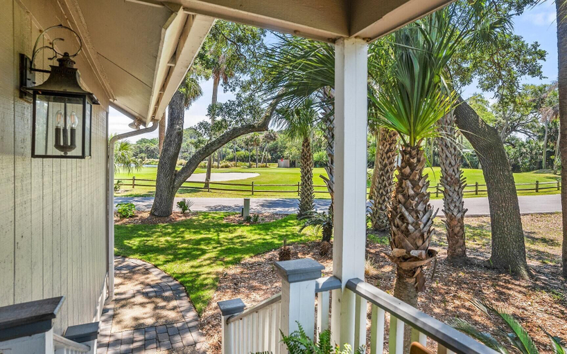 Others 5, 17 Fairway Club Dr, Beaufort