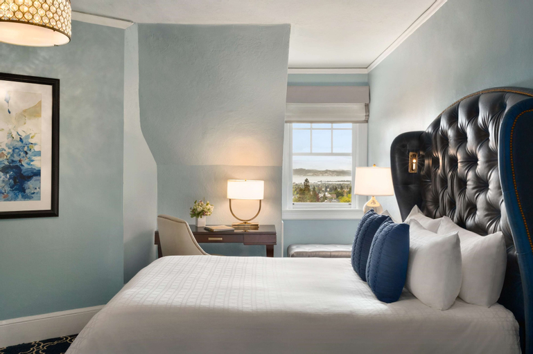 Bedroom 28