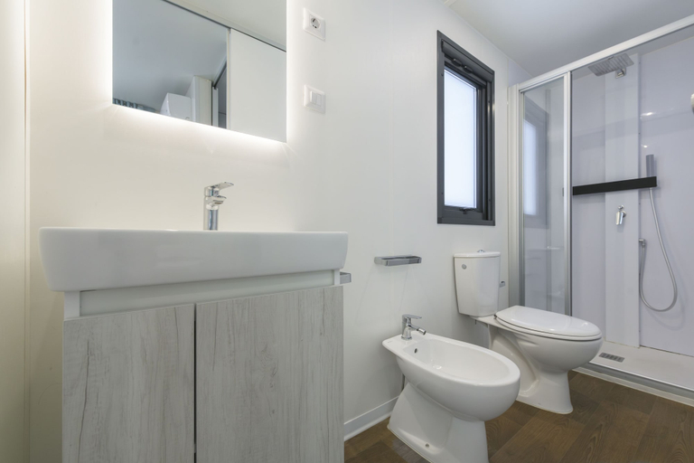 Bathroom 5, Camping Park Garda, Brescia