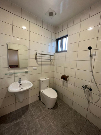 Bathroom, Sin Yu Guest House, Taitung