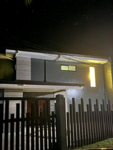 ZenStay Retreats Private Luxury Beach House Rental, Pandan