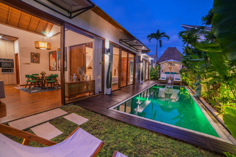 Swimming Pool 30