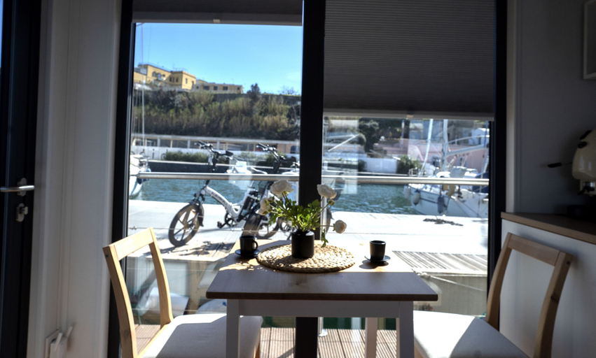 Others 4, Almalo Floating House Case galleggianti, Napoli