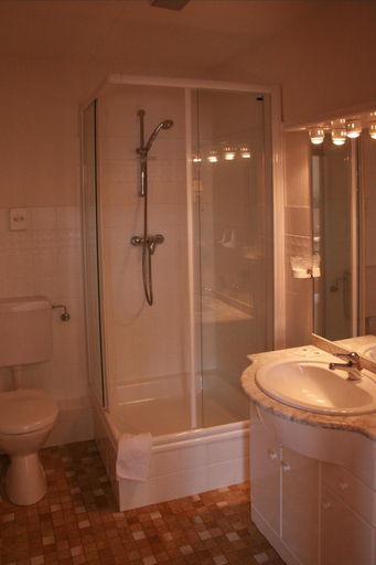 Bathroom 5, Hohwachter Hof, Plön