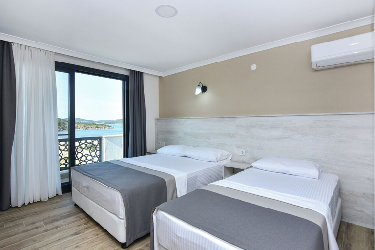 Bedroom 4, Beyaz Konak Otel, Ayvalık