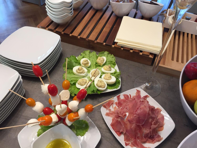 Food and beverages 2, Villa Torbole, Trento