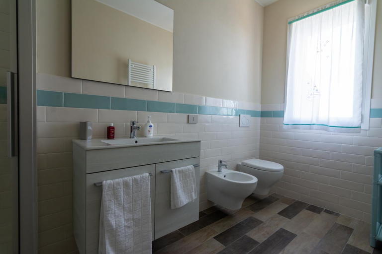 Bathroom 6