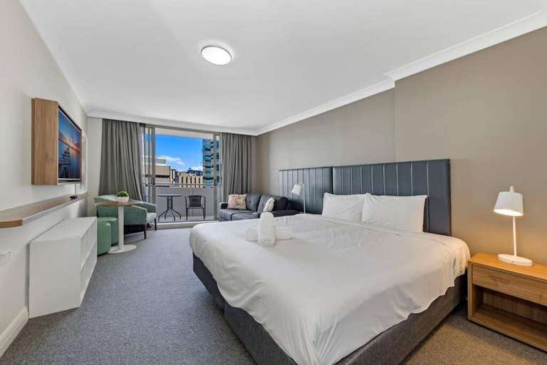 Bedroom 1, Convenient Cozy Studio Next to Chatswood Station, Sydney