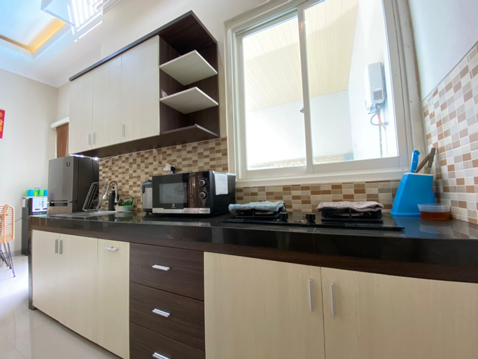 Dining Room, Villa Kusuma Pinus M32, Malang