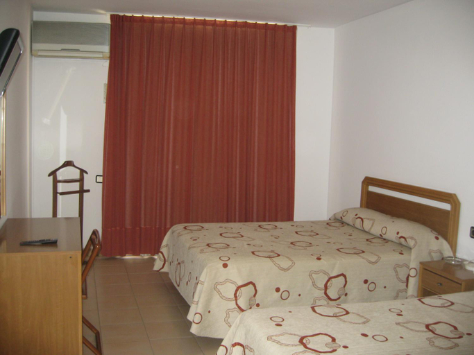 Bedroom 3, Hostal Fontdemora, Tarragona