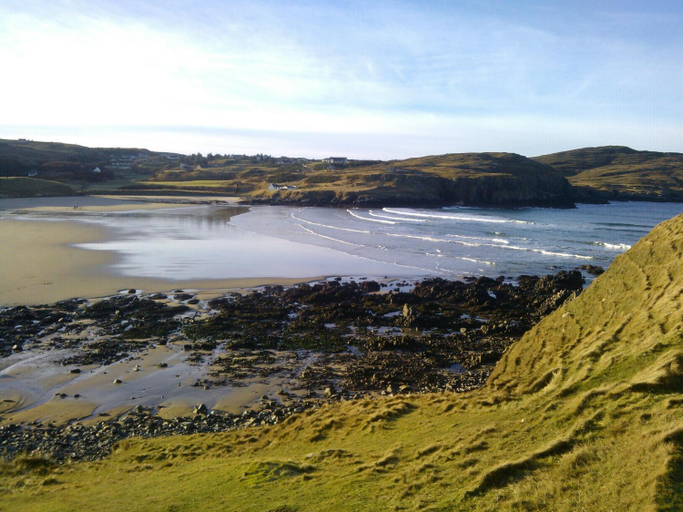 Others 2, Farr Bay Inn, Highland